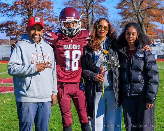 ConcordFootball_20251108-007