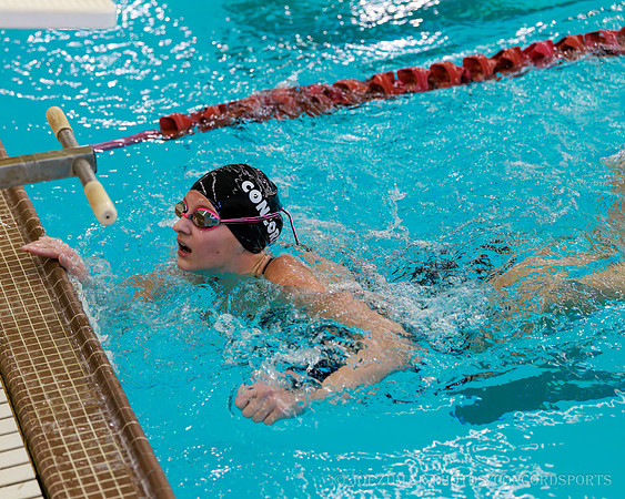 ConcornSwimming_20260108-019